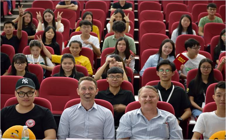 2017聚英杯口语大赛完美举办